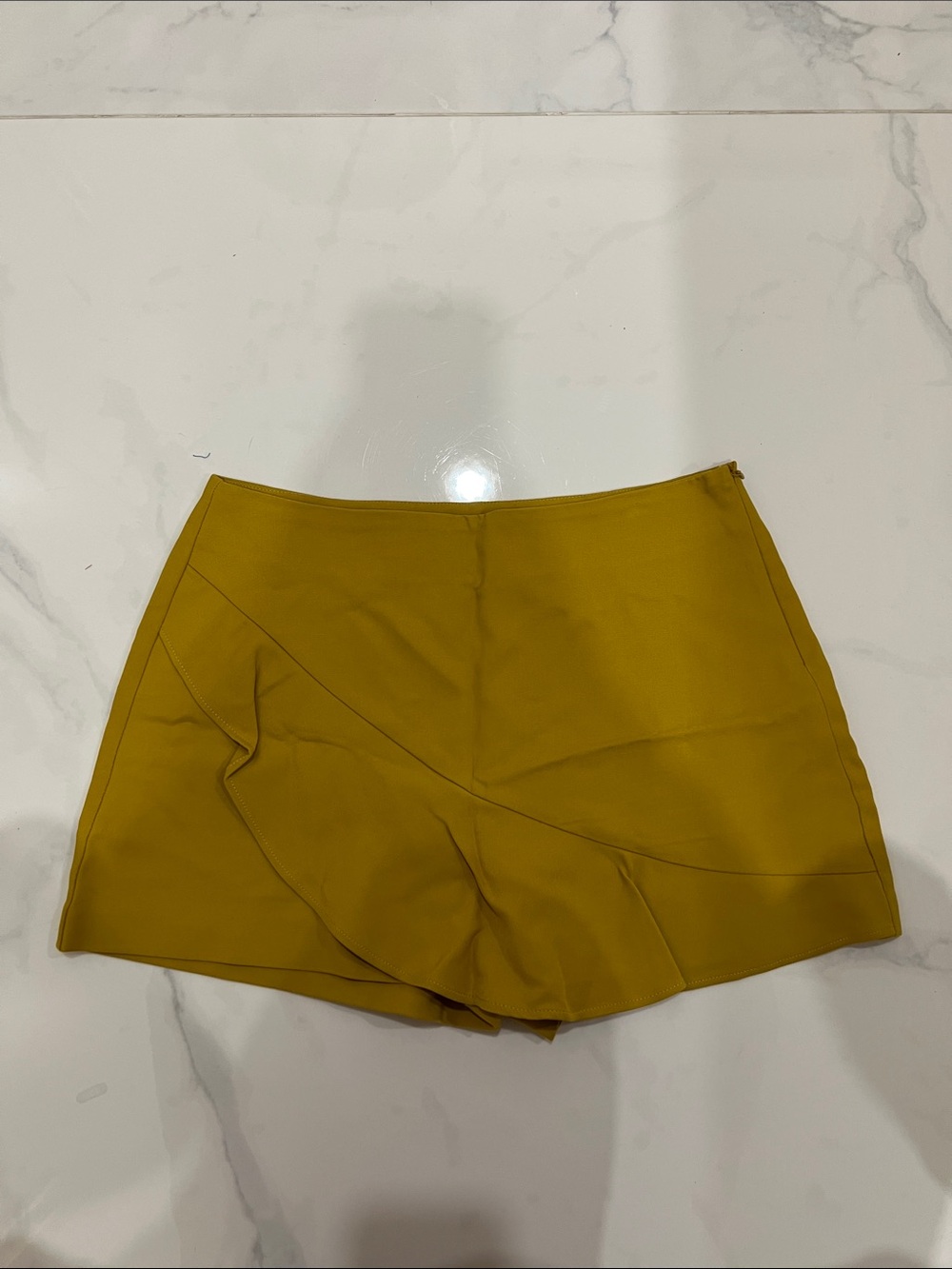 Zara Women’s Mustard Ruffle Front Skort